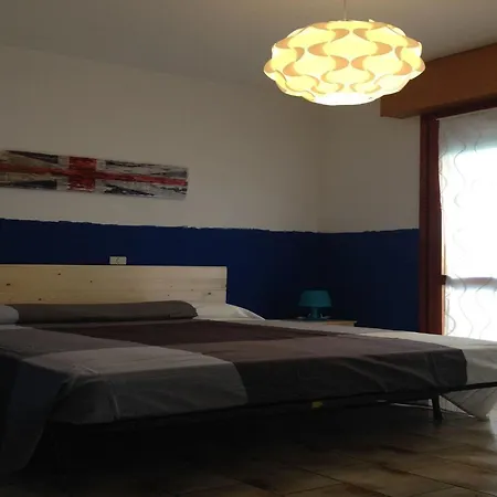 Welcoming Flat With A Magnificent Terrace Бибионе